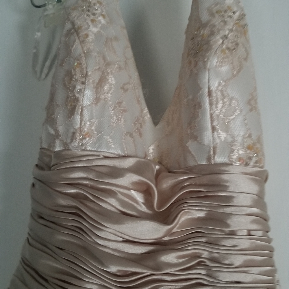 Jump Apparel Ivory & Champagne Wedding Gown 3/4